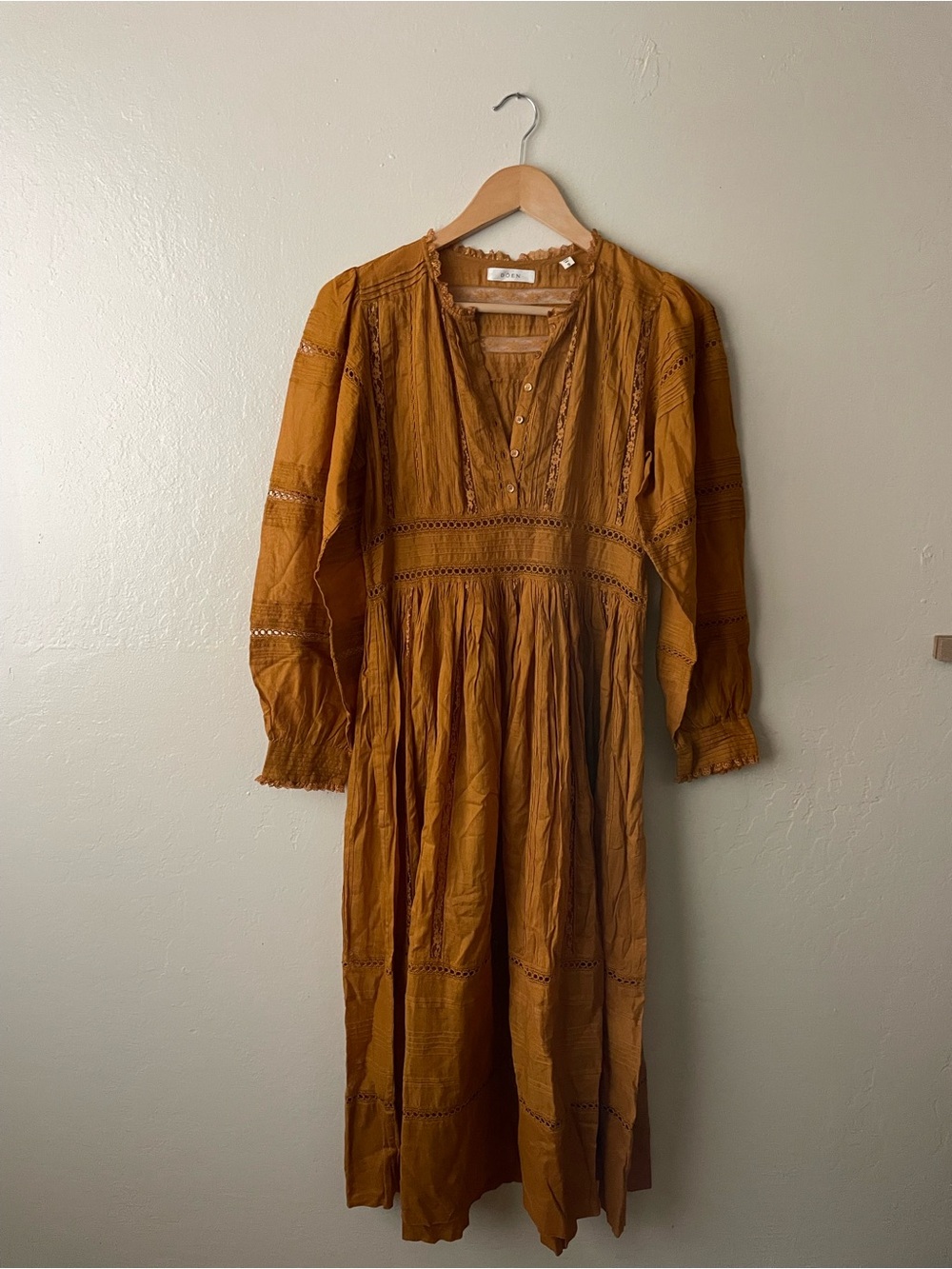 Doen Mustard Lace-Trim midi Dress